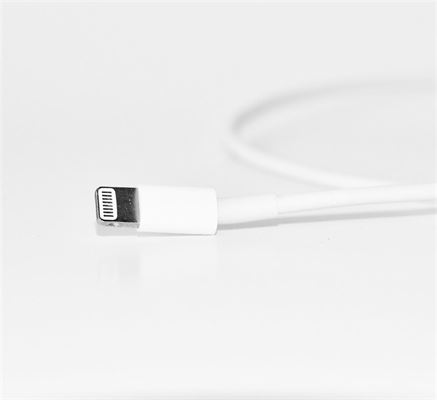 Overfør data hurtigt med et iPhone Lightning kabel fra Av-Cables.dk